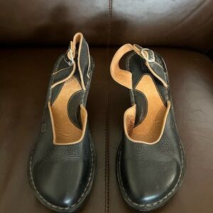 Vintage Born Black and Tan Wedge Sandals
